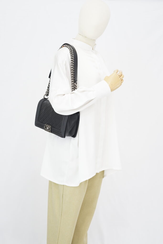 Chanel Boy 25 Lambskin Black RHW