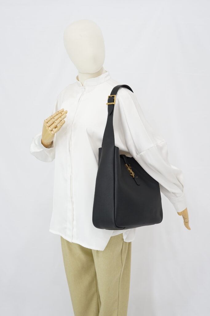 Saint Laurent Le 5 A 7 Supple Large Black GHW