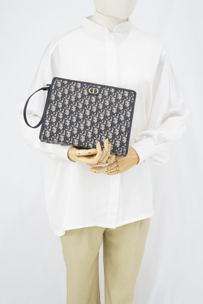 Dior 30 Montaigne Dea Pouch Blue Oblique Canvas GHW
