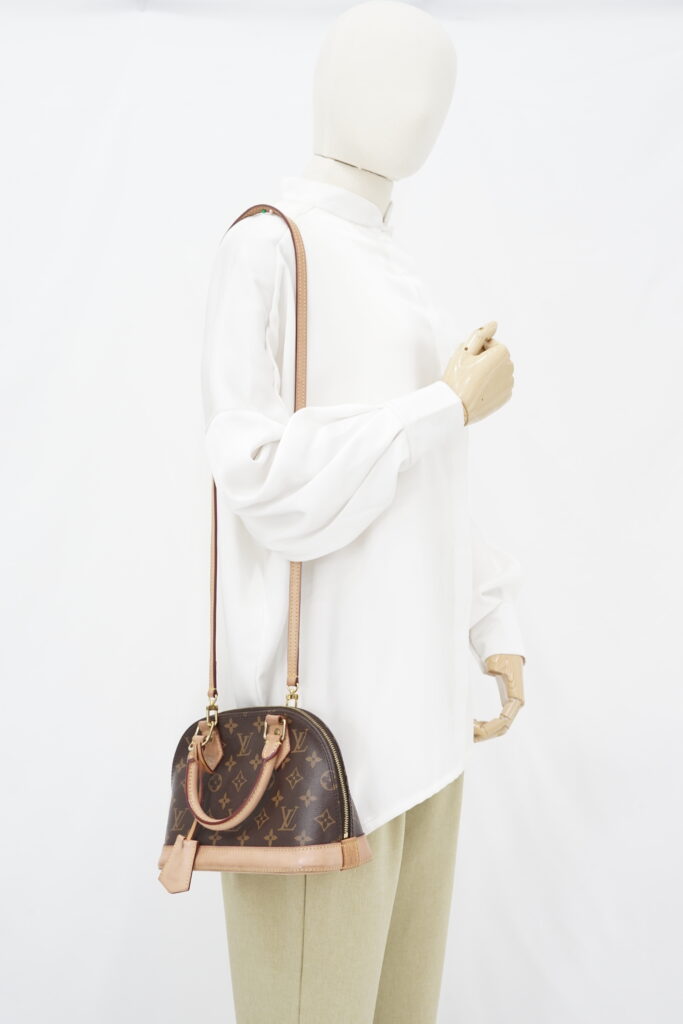 Louis Vuitton Alma BB Monogram GHW