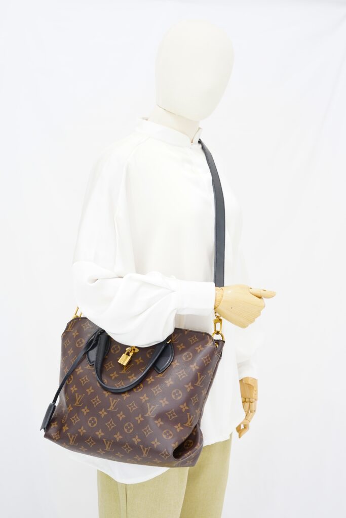 Louis Vuitton Flower Zip Tote MM Monogram Noir GHW