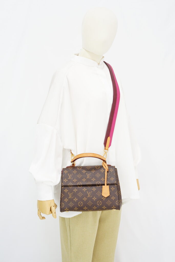 Louis Vuitton Clunny BB Monogram Fucshia GHW