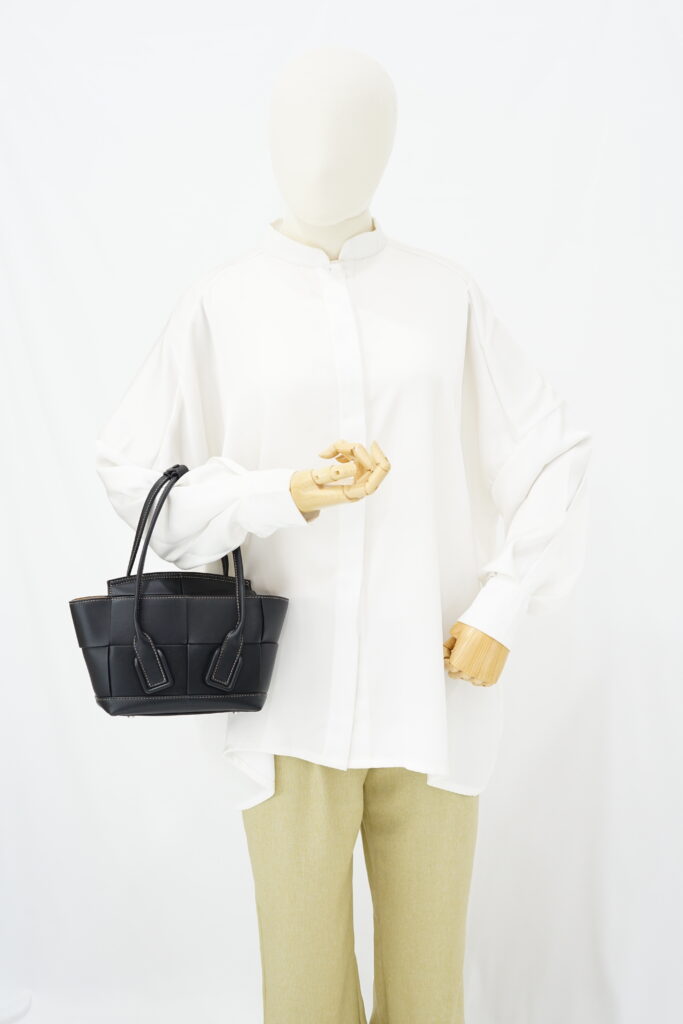 Bottega Veneta Arco Mini Black Intrecciato SHW
