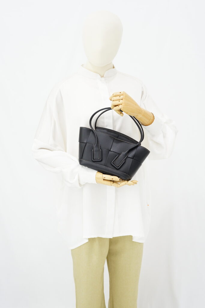 Bottega Veneta Arco Mini Black Intrecciato SHW