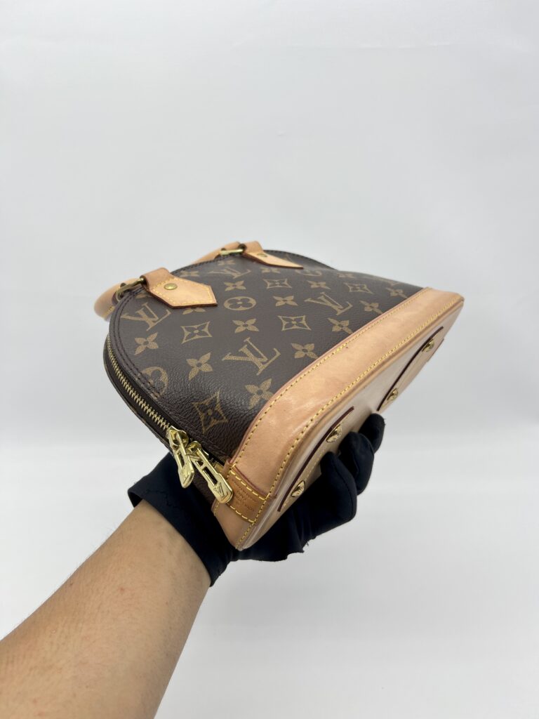 Louis Vuitton Alma BB Monogram GHW