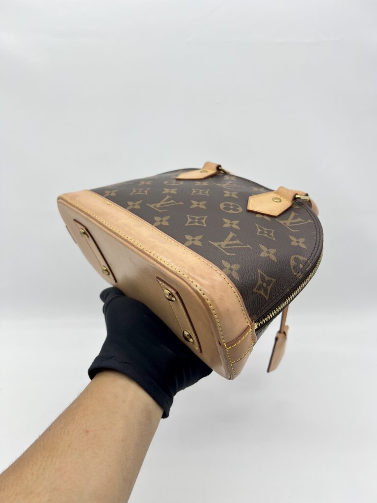 Louis Vuitton Alma BB Monogram GHW