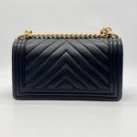 Chanel Boy 25 Chevron Black GHW