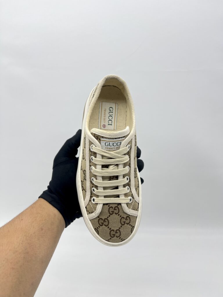 Gucci Tennis 1977 GG Supreme Beige
