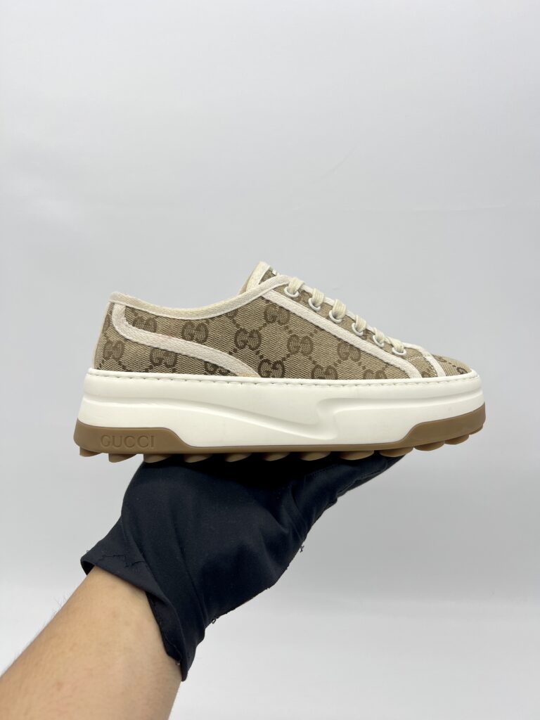Gucci Tennis 1977 GG Supreme Beige