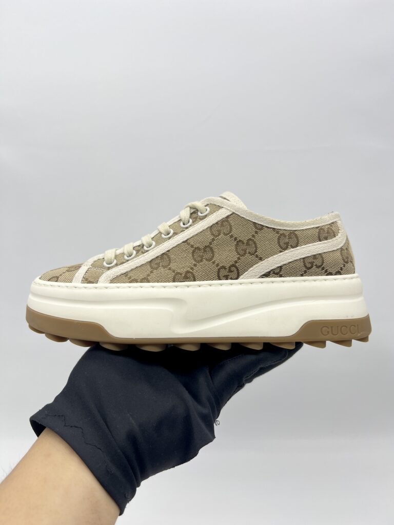 Gucci Tennis 1977 GG Supreme Beige
