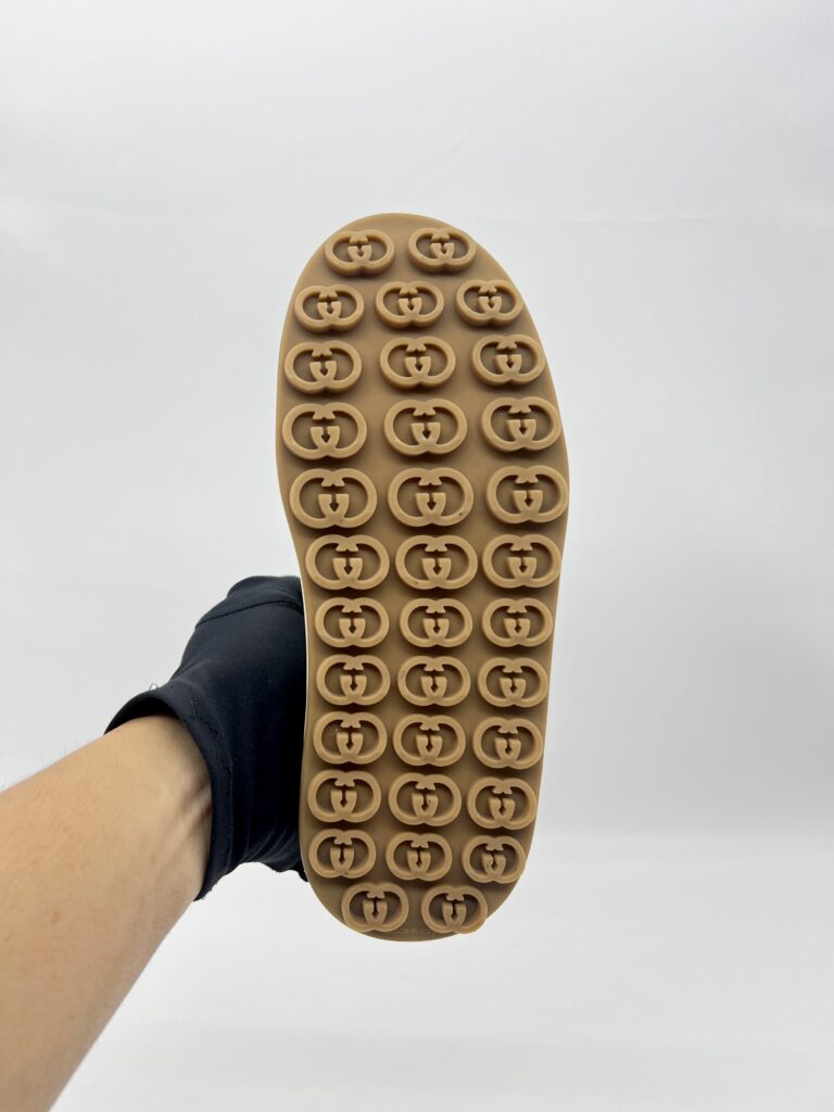Gucci Tennis 1977 GG Supreme Beige