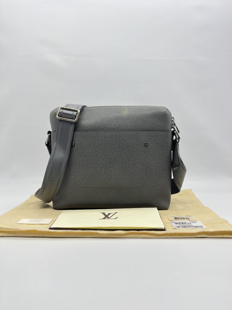 Louis Vuitton Grigori Messenger PM Taiga Grey SHW