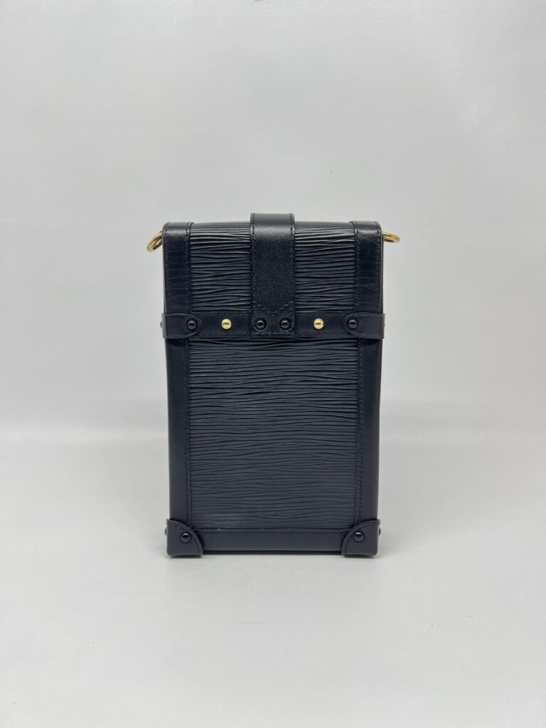 Louis Vuitton Pochette Trunk Verticale Epi Black GHW