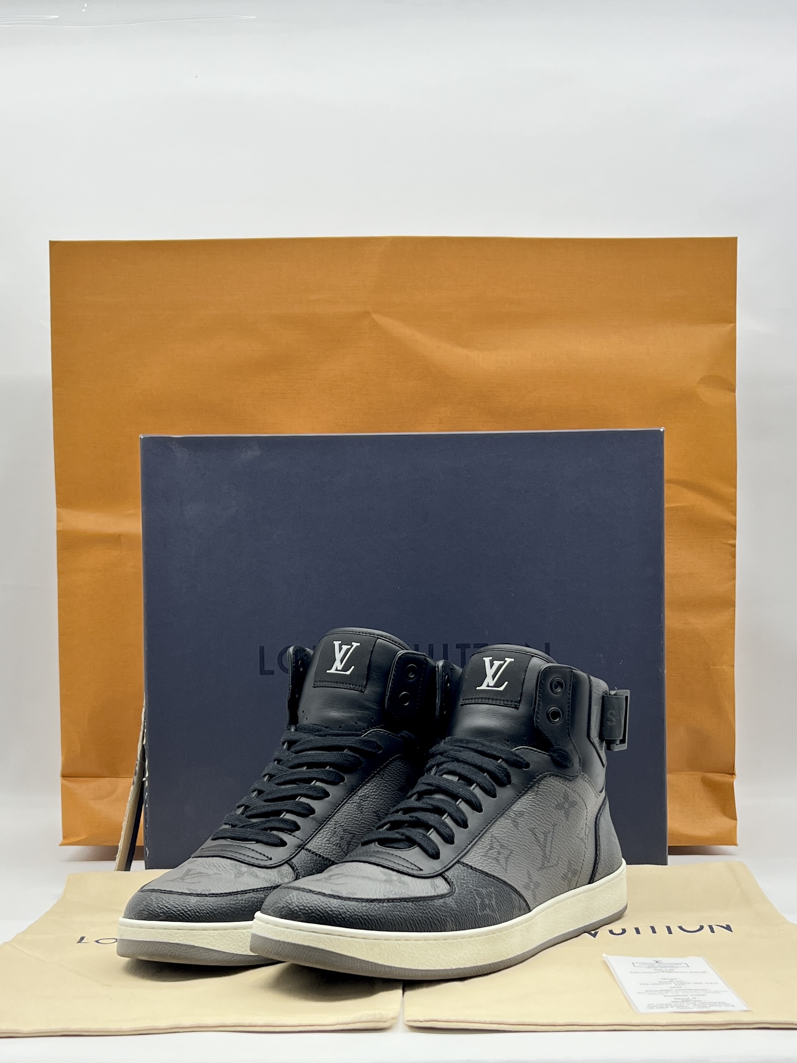Louis Vuitton Rivoli Sneakers Monogram Eclipse Black