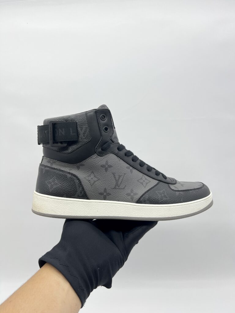 Louis Vuitton Rivoli Sneakers Monogram Eclipse Black