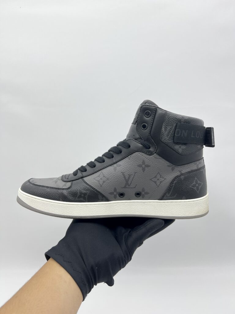 Louis Vuitton Rivoli Sneakers Monogram Eclipse Black