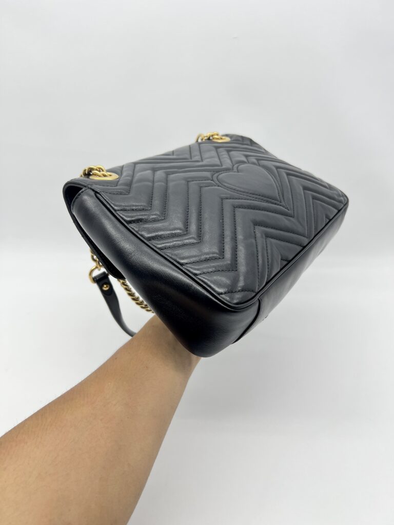 Gucci GG Marmont Medium Matelasse Black GHW