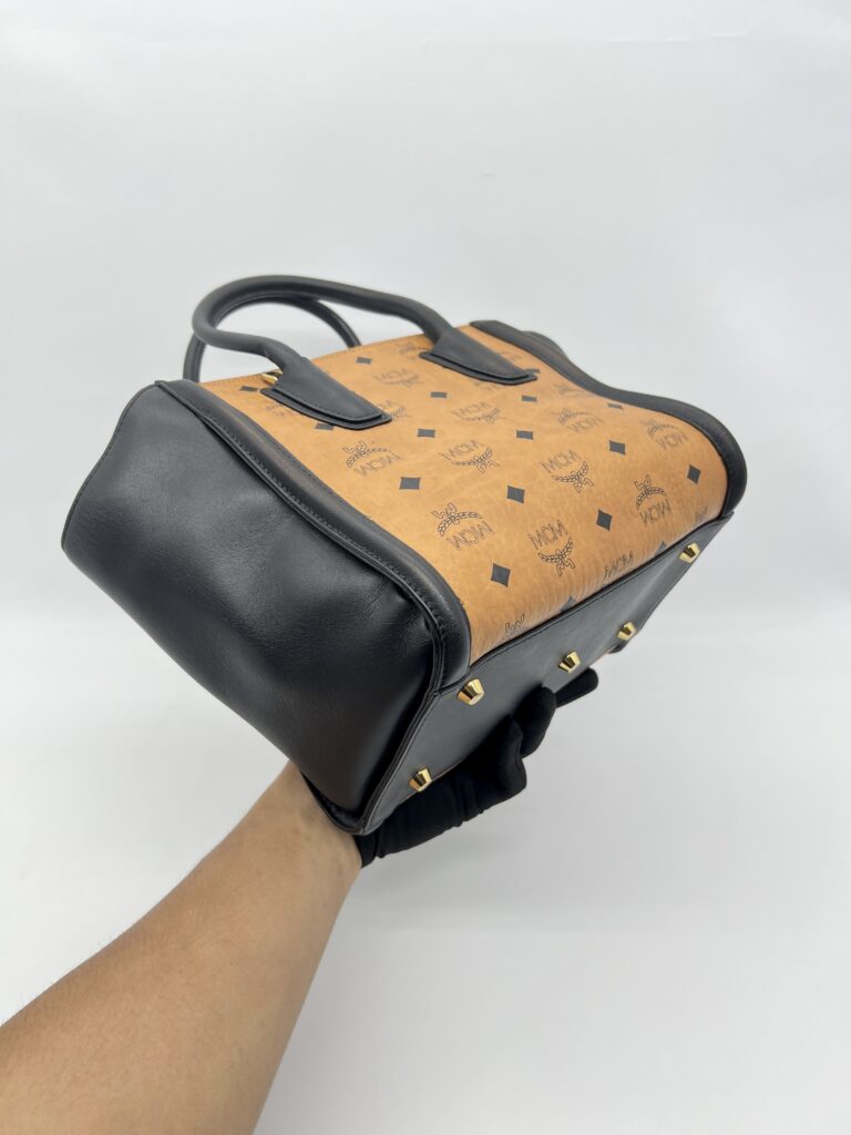 MCM Visetos Kathy Small Cognac Black GHW