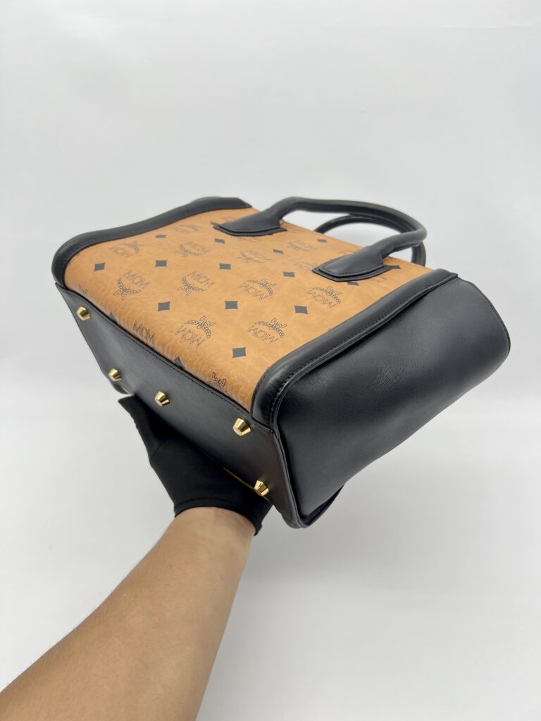 MCM Visetos Kathy Small Cognac Black GHW