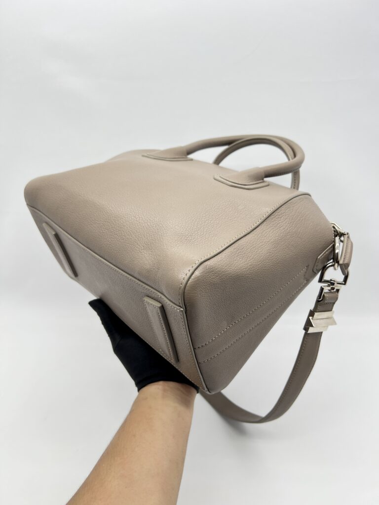 Givenchy Small Antigona Grained Taupe SHW