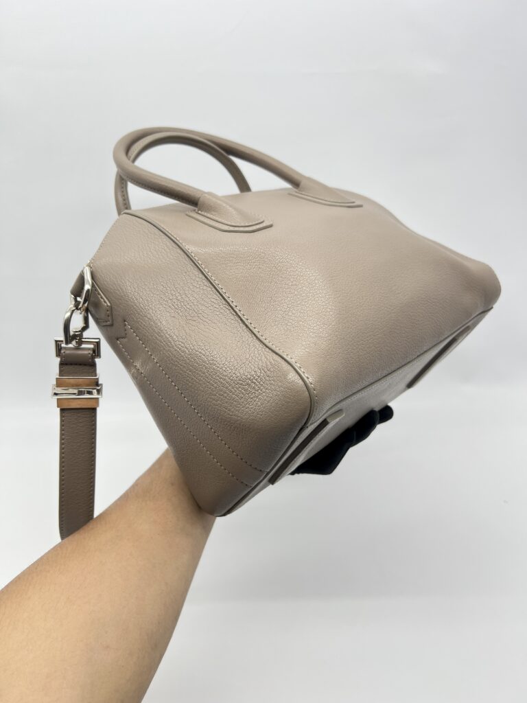 Givenchy Small Antigona Grained Taupe SHW