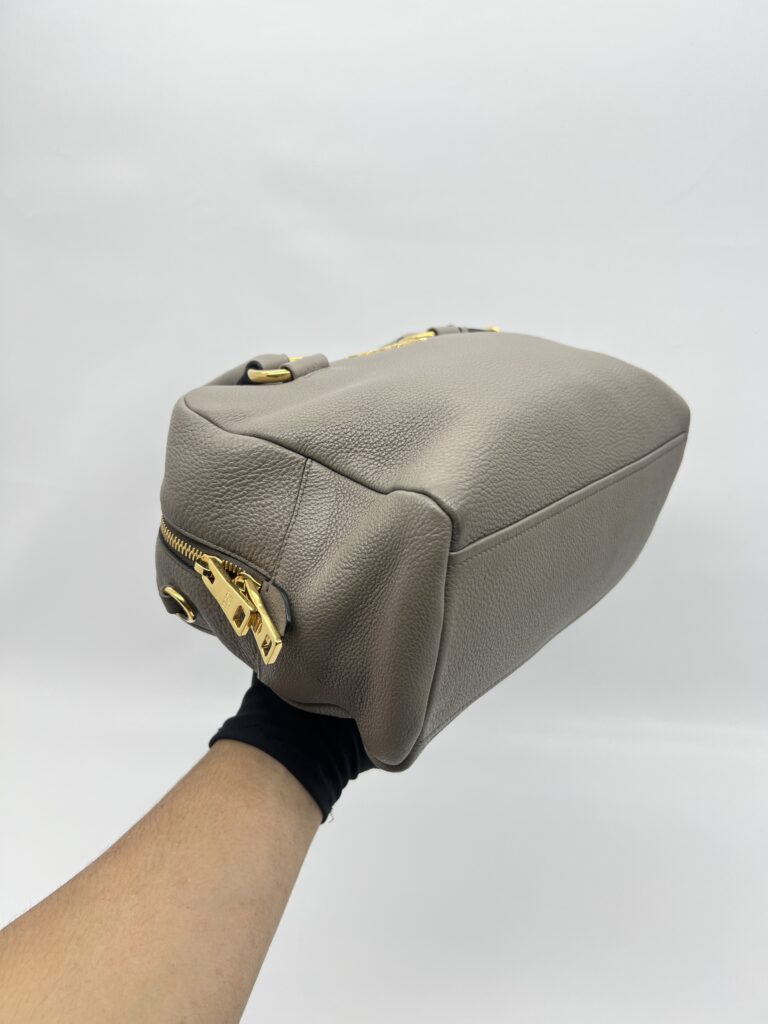Prada Vitello Phenix Bauletto Argilla