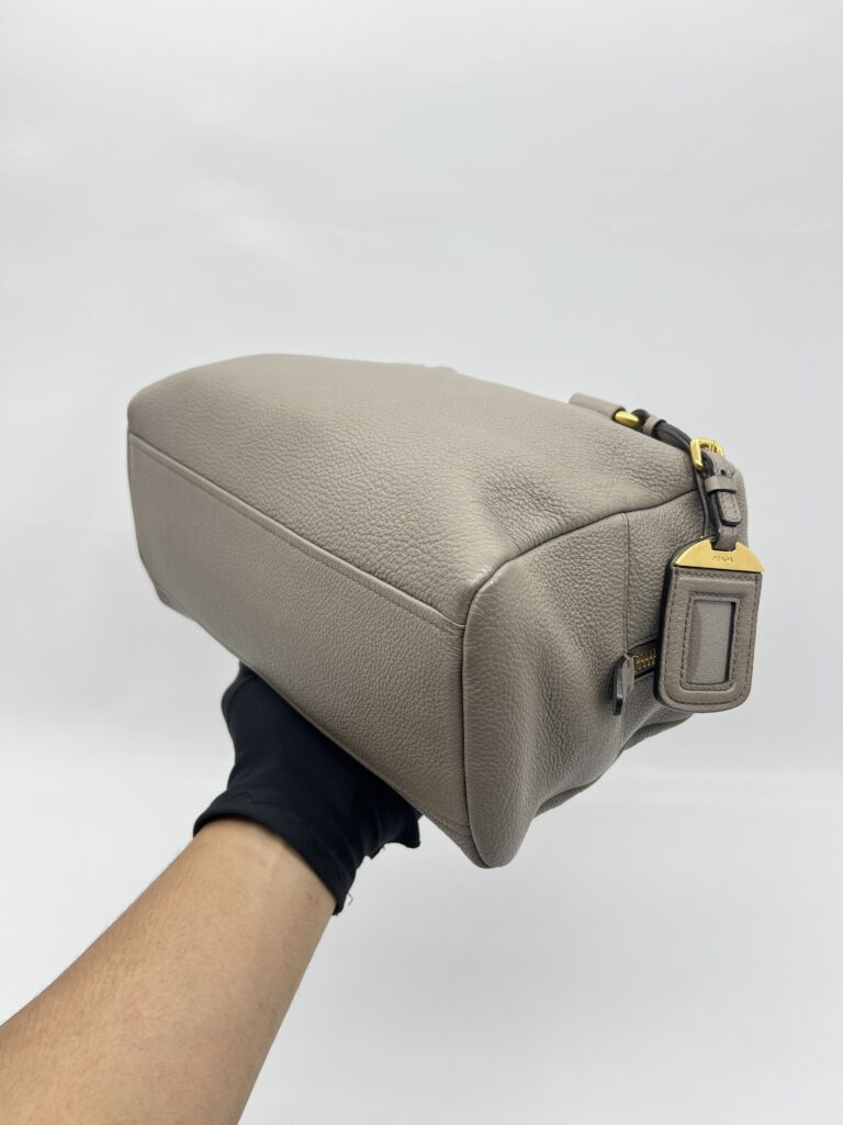 Prada Vitello Phenix Bauletto Argilla