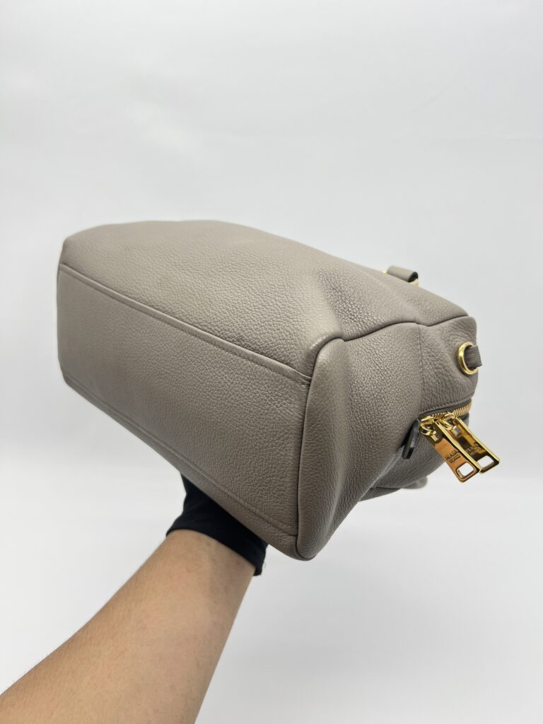 Prada Vitello Phenix Bauletto Argilla