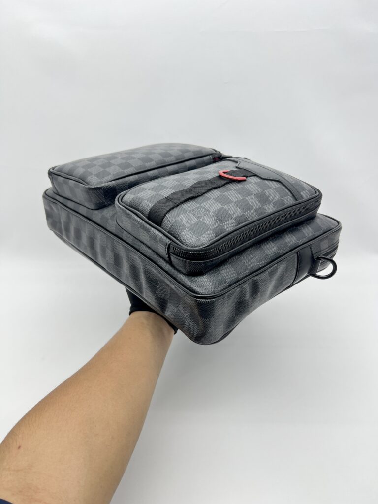 Louis Vuitton Utility Business Damier Graphite