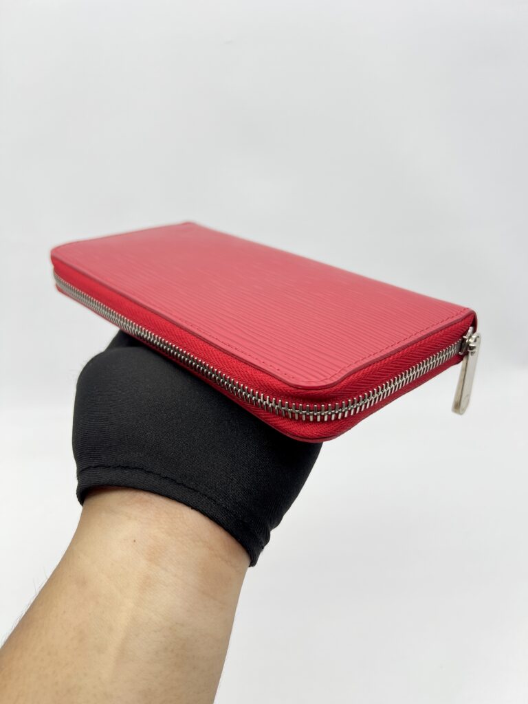 Louis Vuitton Zippy Wallet Epi Red SHW
