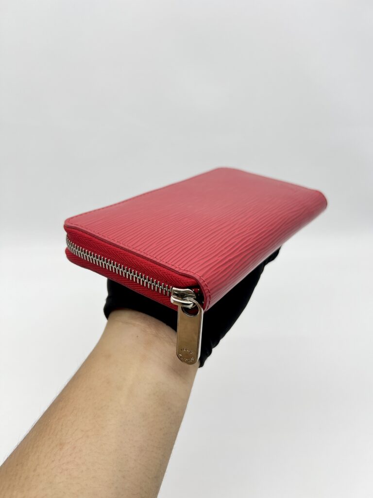 Louis Vuitton Zippy Wallet Epi Red SHW