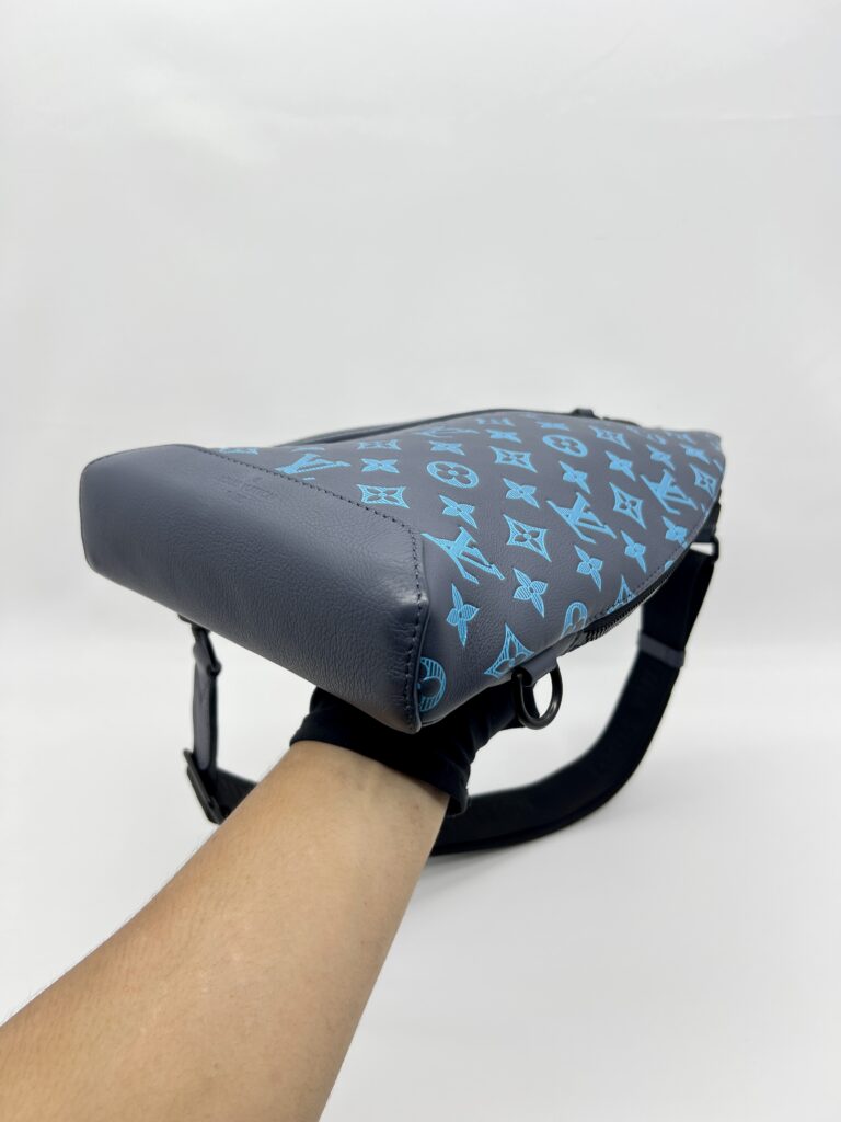 Louis Vuitton Duo Slingbag Monogram Shadow River Blue