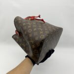 Louis Vuitton Neo Noe MM Monogram Coquelicot GHW