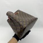 Louis Vuitton Neo Noe MM Monogram Coquelicot GHW