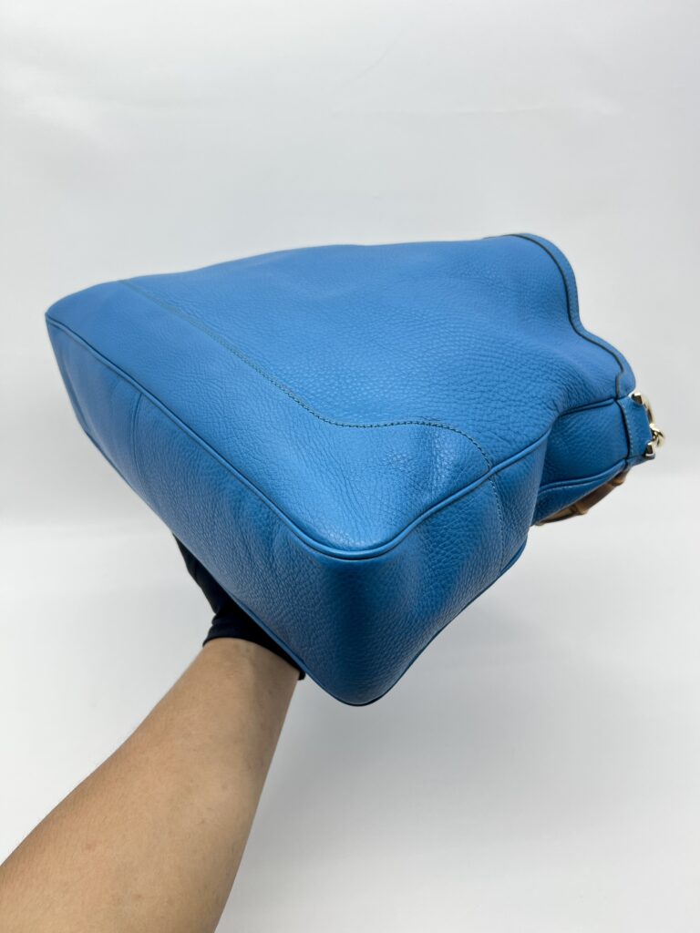 Gucci Diana Bamboo Handle Blue Pebbled