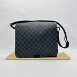 Louis Vuitton District Messenger Damier Graphite SHW