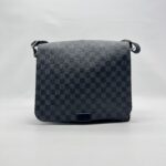 Louis Vuitton District Messenger Damier Graphite SHW