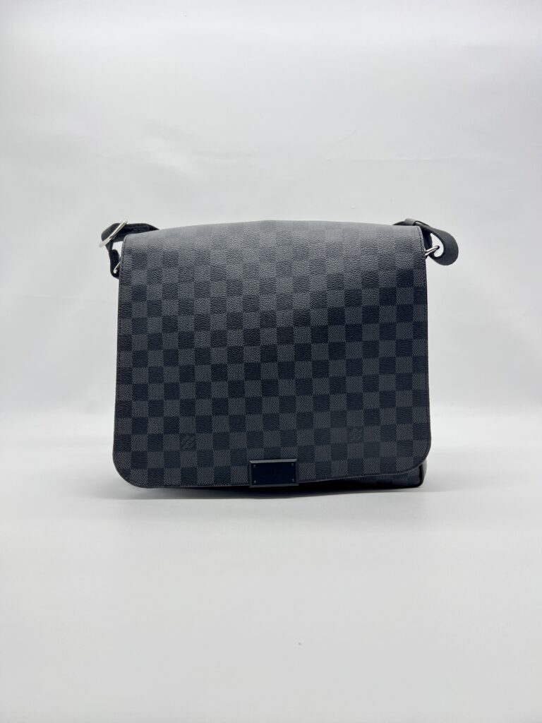 Louis Vuitton District Messenger Damier Graphite SHW