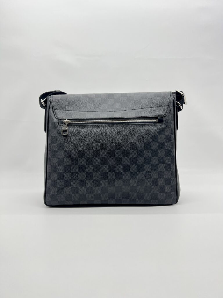 Louis Vuitton District Messenger Damier Graphite SHW