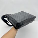 Louis Vuitton District Messenger Damier Graphite SHW