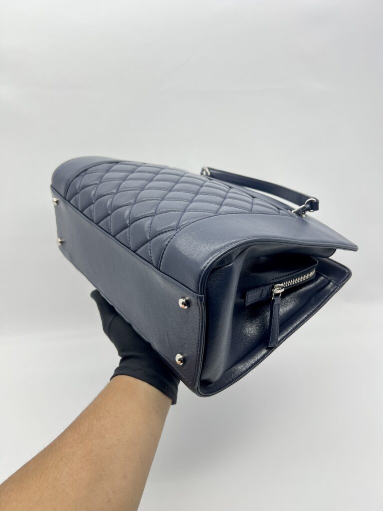 Chanel Mademoiselle Vintage Bag Navy SHW