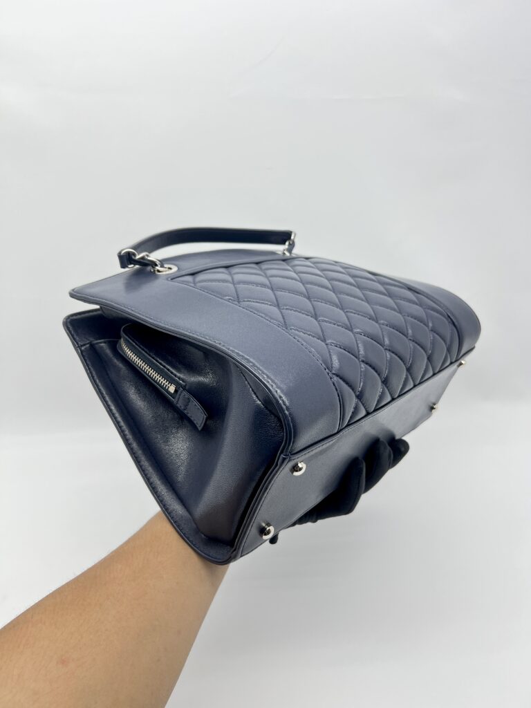 Chanel Mademoiselle Vintage Bag Navy SHW