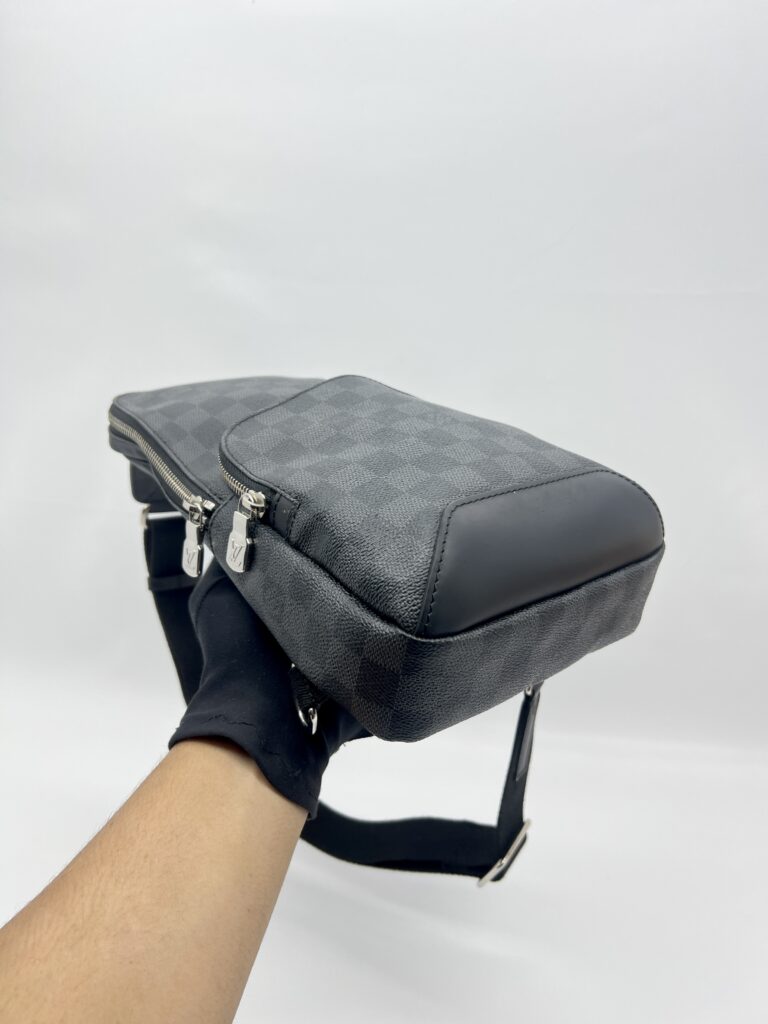 Louis Vuitton Avenue SLing Bag Damier Graphite SHW