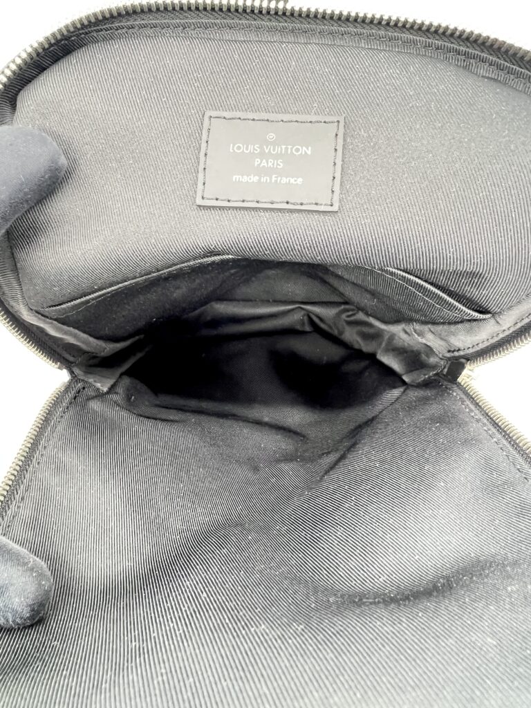 Louis Vuitton Avenue SLing Bag Damier Graphite SHW