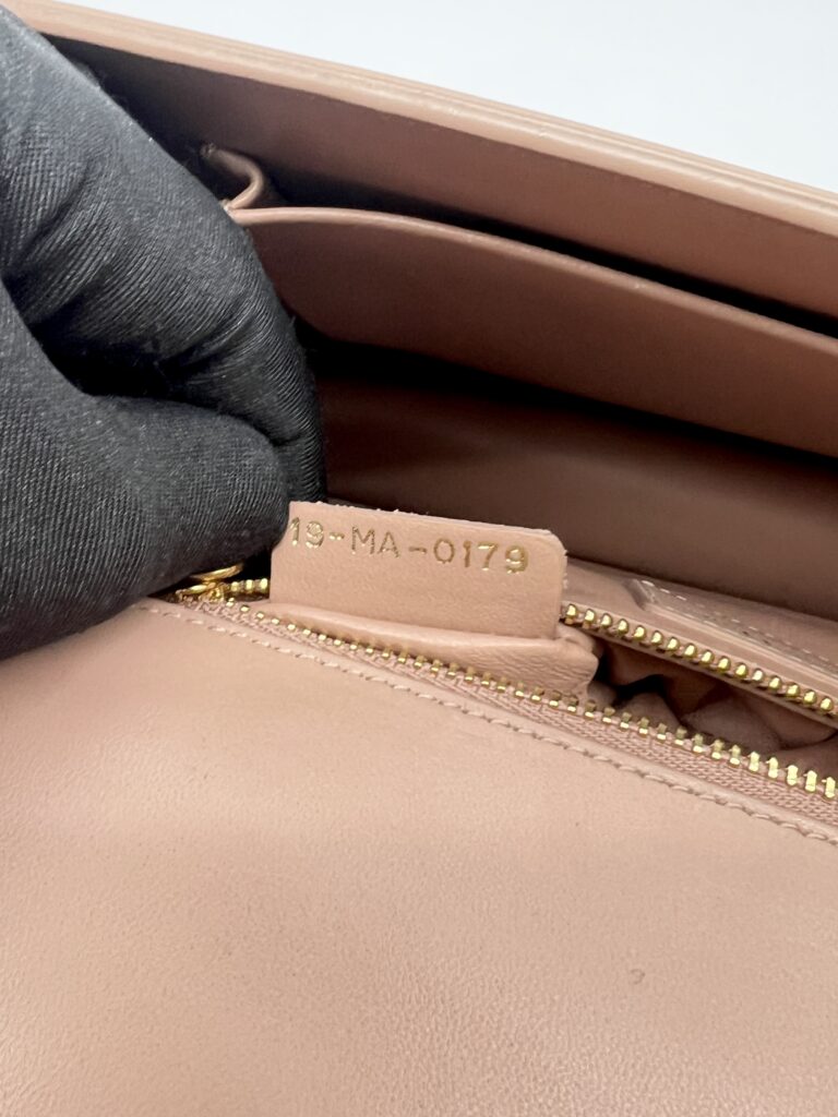 Dior 30 Montaigne Leather Nude GHW