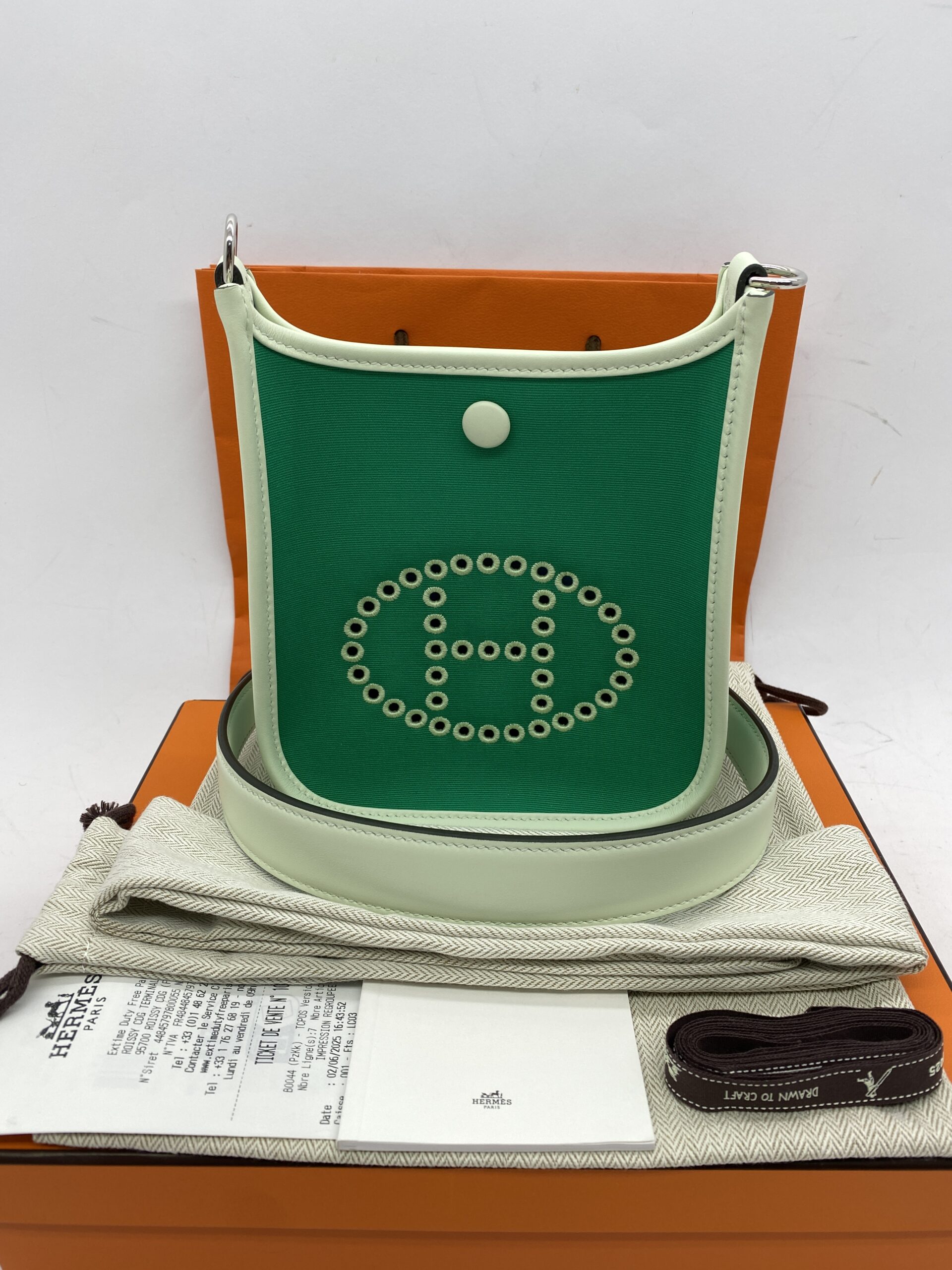 Hermes Neo Evelyne 16 Officier Canvas Swift Menthe/Vert Fizz SHW