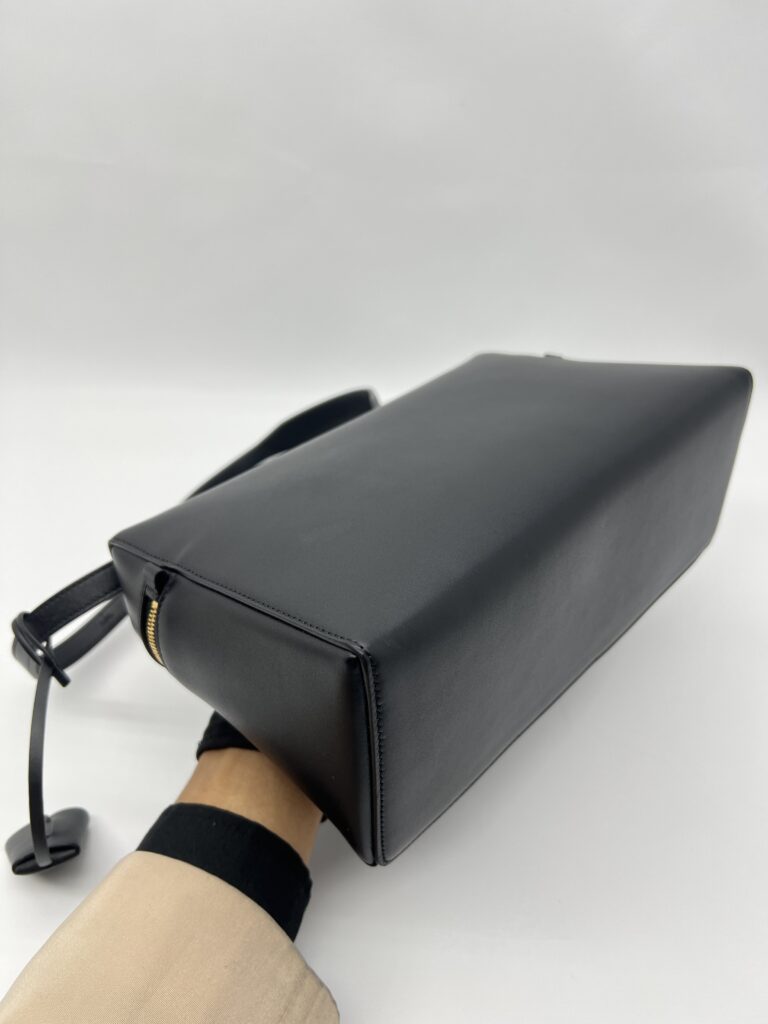 Loro Piana Extra Bag L27 Saddle Calfskin Black GHW