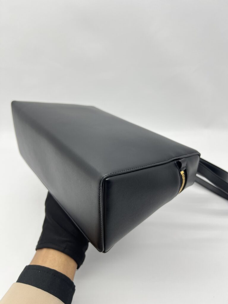 Loro Piana Extra Bag L27 Saddle Calfskin Black GHW