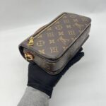 Louis Vuitton Metis East West Monogram GHW