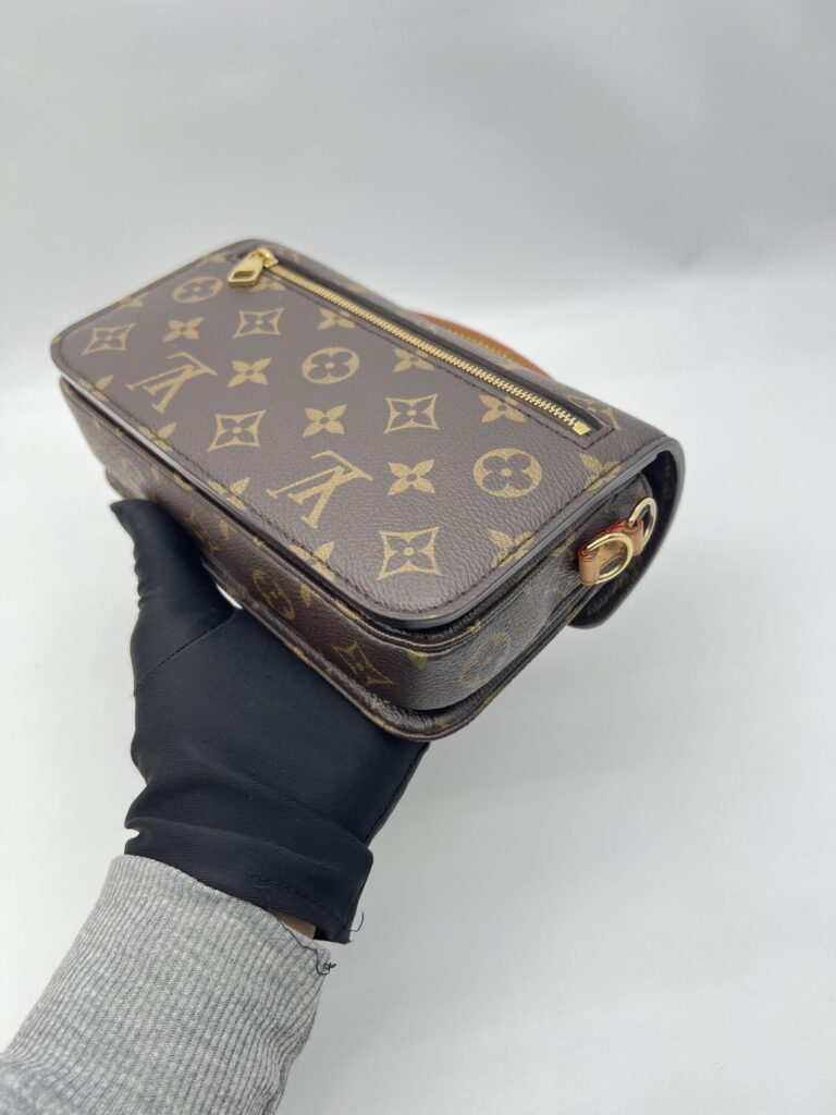 Louis Vuitton Metis East West Monogram GHW